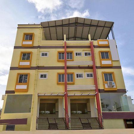 Oyo 39837 Sri Anjaneya Residency Hotel Shimoga Buitenkant foto