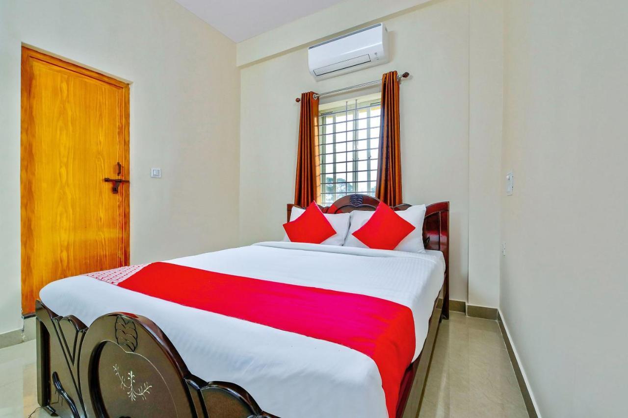 Oyo 39837 Sri Anjaneya Residency Hotel Shimoga Buitenkant foto