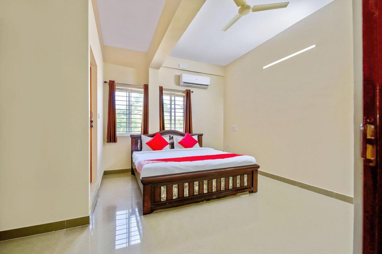 Oyo 39837 Sri Anjaneya Residency Hotel Shimoga Buitenkant foto