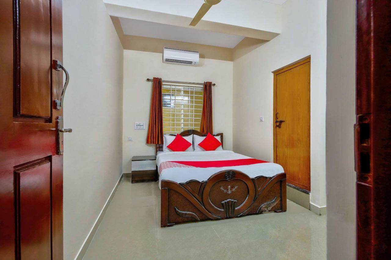 Oyo 39837 Sri Anjaneya Residency Hotel Shimoga Buitenkant foto