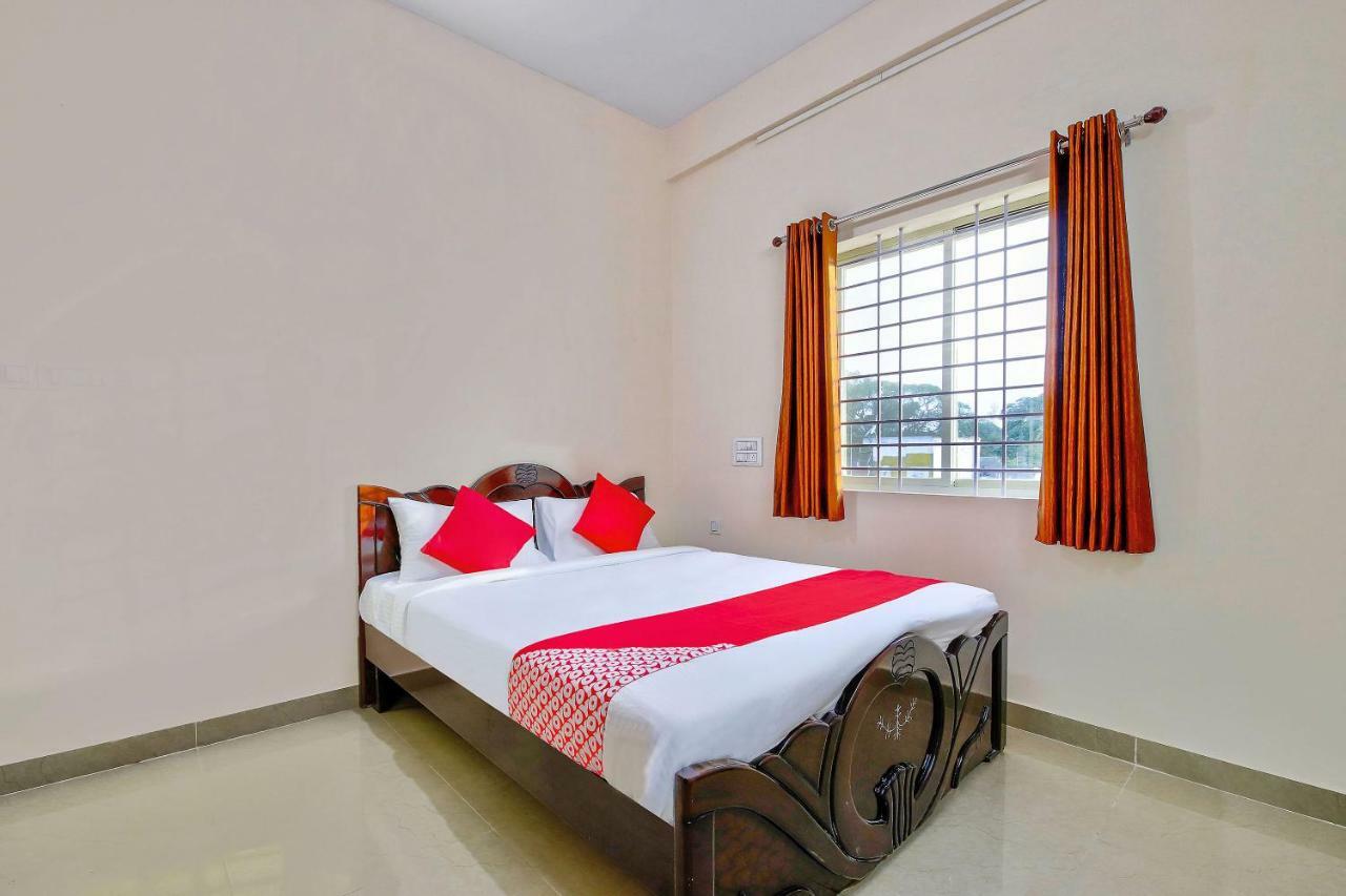 Oyo 39837 Sri Anjaneya Residency Hotel Shimoga Buitenkant foto