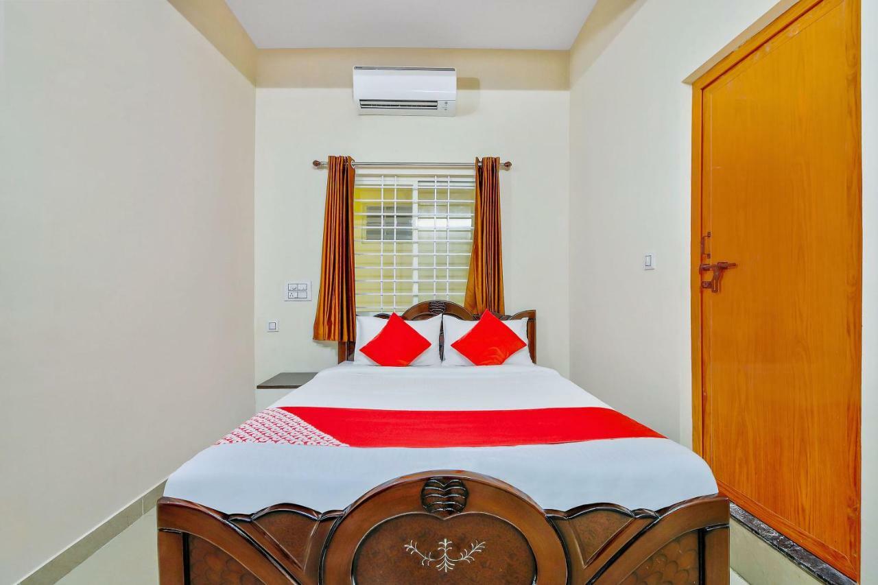 Oyo 39837 Sri Anjaneya Residency Hotel Shimoga Buitenkant foto